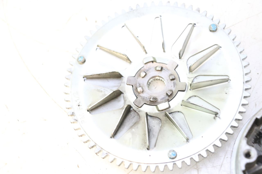 photo de VARIATEUR PEUGEOT TREKKER TKR 50 (2005 - 2014) - État de surface