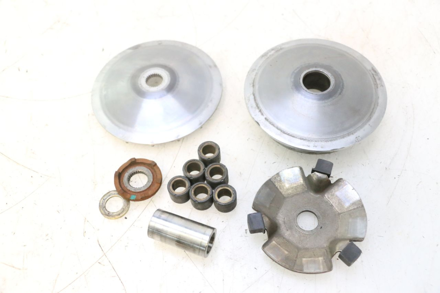 photo de VARIATEUR PEUGEOT TWEET 4T 50 (2018 - 2022) - Points de fixation