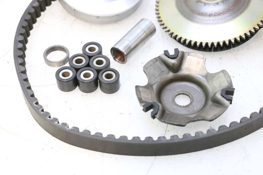 photo de VARIATEUR PIAGGIO TYPHOON 50 (2000 - 2009) - Vue d’ensemble