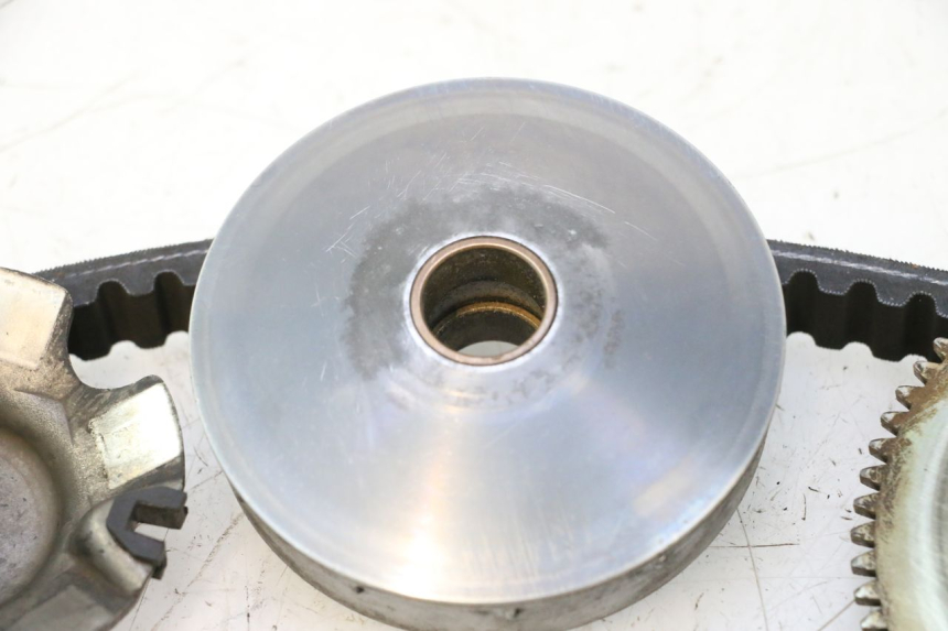 photo de VARIATEUR PIAGGIO TYPHOON 50 (2000 - 2009) - Points de fixation