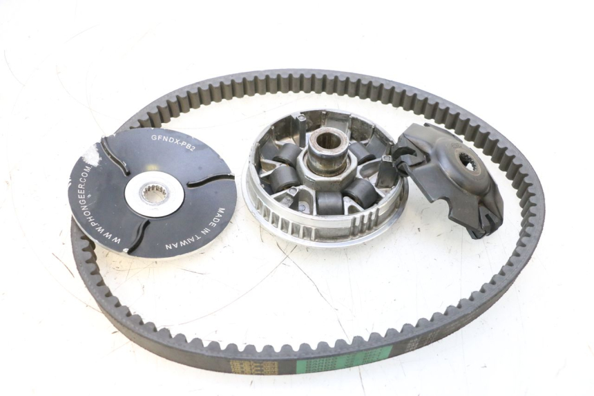 photo de VARIATEUR YAMAHA X-MAX XMAX 125 (2010 - 2013) - Autre angle de vue