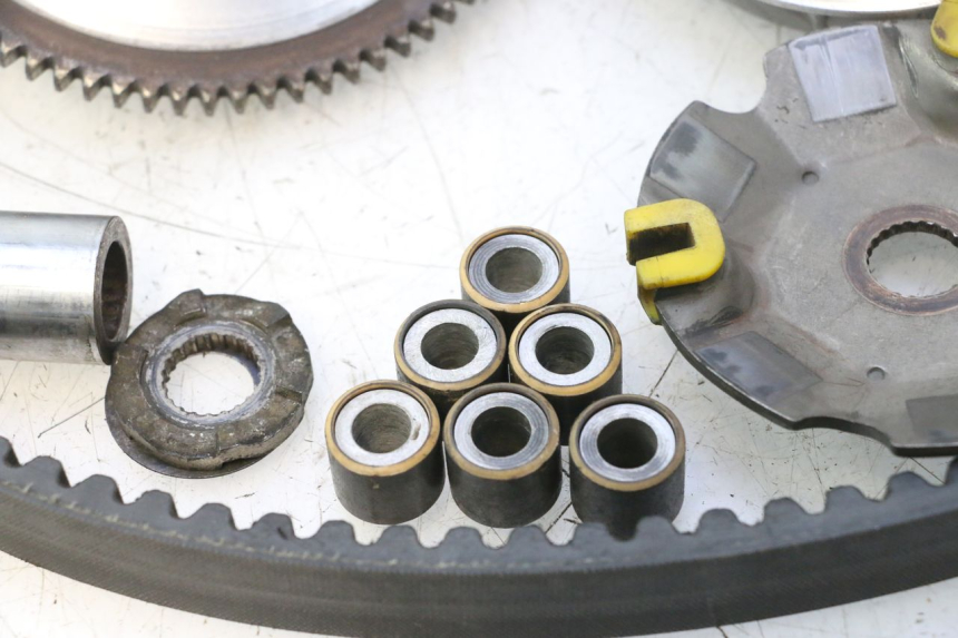 photo de VARIATEUR PIAGGIO X9 EVOLUTION 125 (2003 - 2007) - Marquages et références