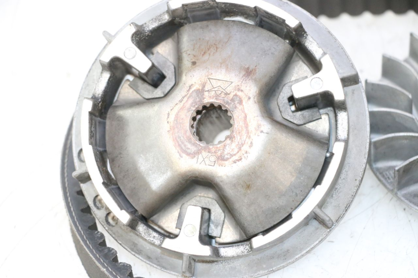 photo de VARIATEUR YAMAHA YP MAJESTY 125 (2007 - 2010) - Autre angle de vue