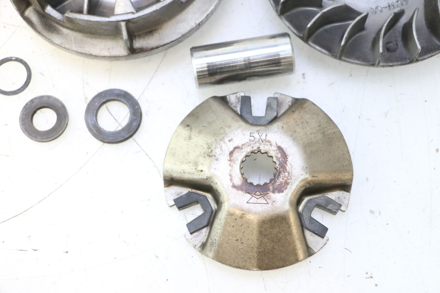 photo de VARIATEUR YAMAHA YP MAJESTY 125 (2002 - 2006) - Vue rapprochée