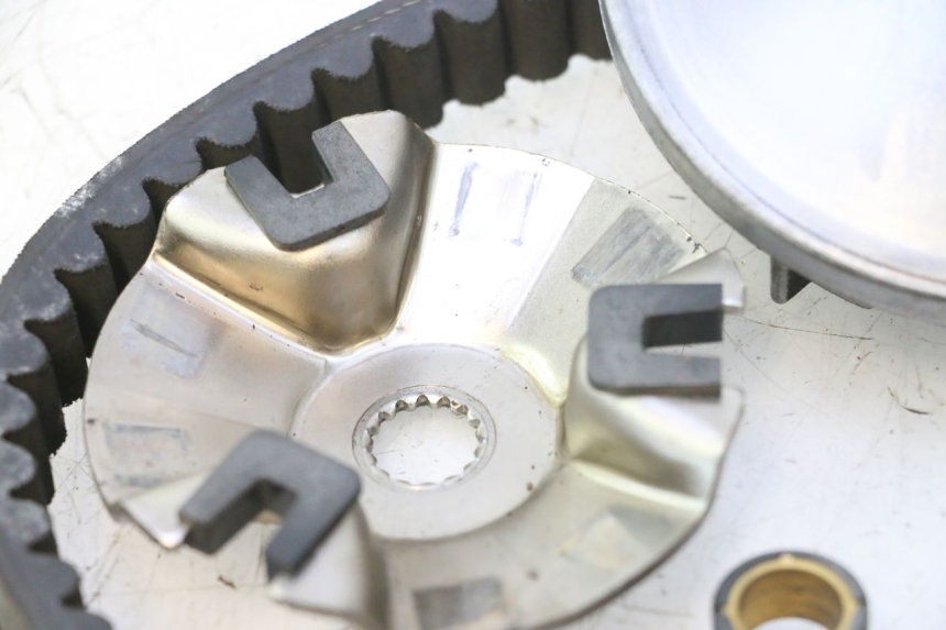 photo de VARIATEUR YAMAHA YP MAJESTY 125 (1998 - 2001) - Vue d’ensemble