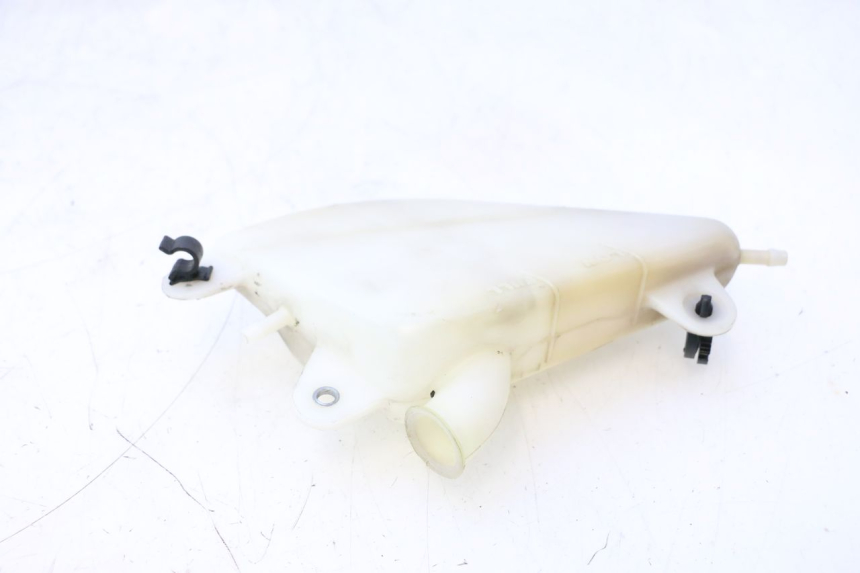 photo de VASE EXPANSION YAMAHA FJR 1300 (2001 - 2005) - Points de fixation