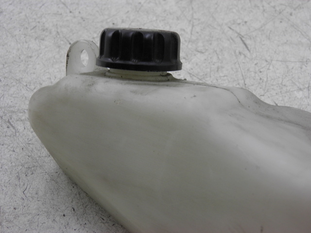 photo de VASE EXPANSION KAWASAKI ZZR 600 (1995 - 2004)