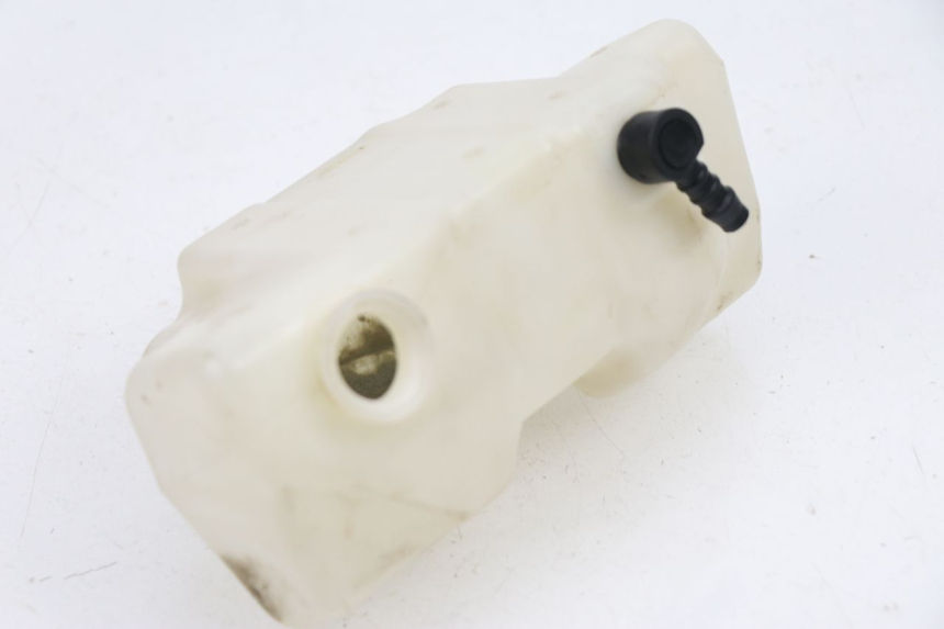 photo de VASE EXPANSION TRIUMPH STREET TRIPLE 675 (2007 - 2012) - Détail de la pièce