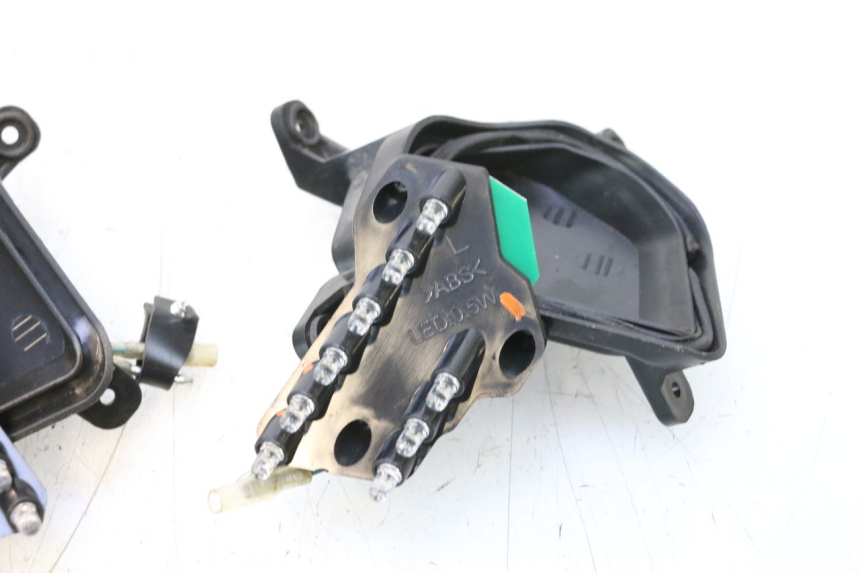 photo de VEILLEUSE SYM JET 14 4T 50 (2018 - 2022) - Autre angle de vue