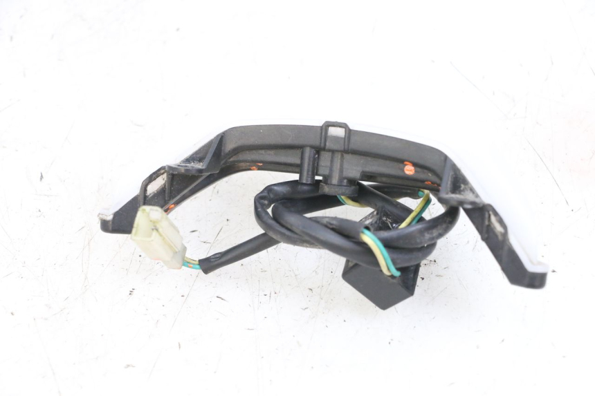 photo de VEILLEUSE PEUGEOT KISBEE 4T 50 (2018 - 2022) - Gros plan technique