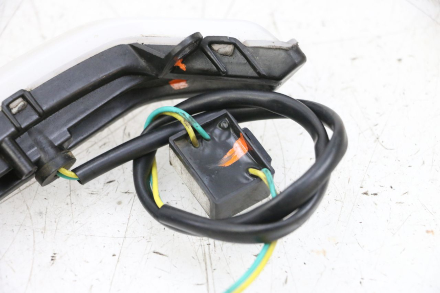 photo de VEILLEUSE PEUGEOT KISBEE 4T 50 (2018 - 2022) - Gros plan technique