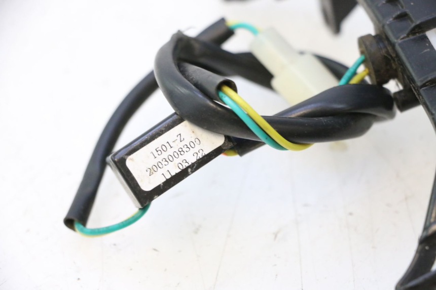 photo de VEILLEUSE PEUGEOT KISBEE 4T 50 (2018 - 2022) - Zoom état d’usage