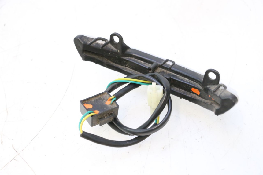 photo de VEILLEUSE PEUGEOT KISBEE 4T 50 (2018 - 2022) - Points de fixation