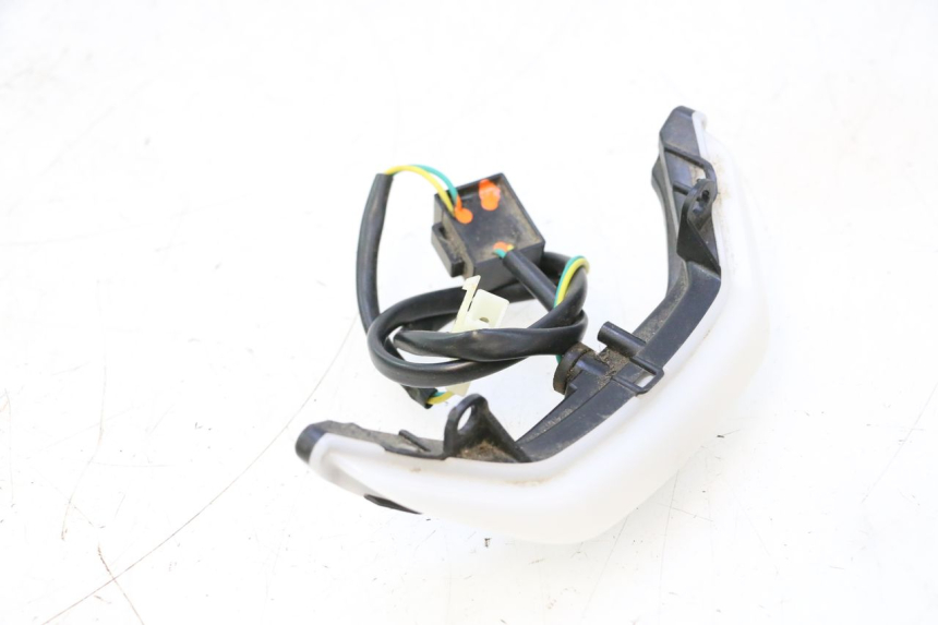 photo de VEILLEUSE PEUGEOT KISBEE 4T 50 (2018 - 2022) - État de surface