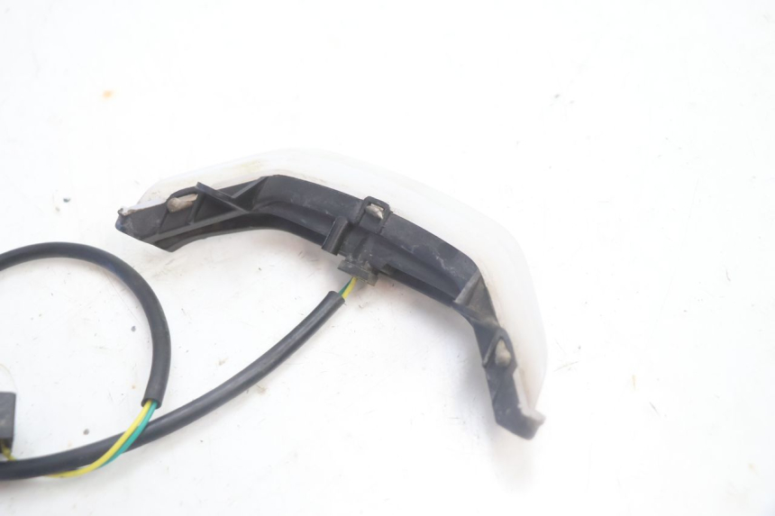 photo de VEILLEUSE PEUGEOT KISBEE 4T 50 (2018 - 2022) - Points de fixation