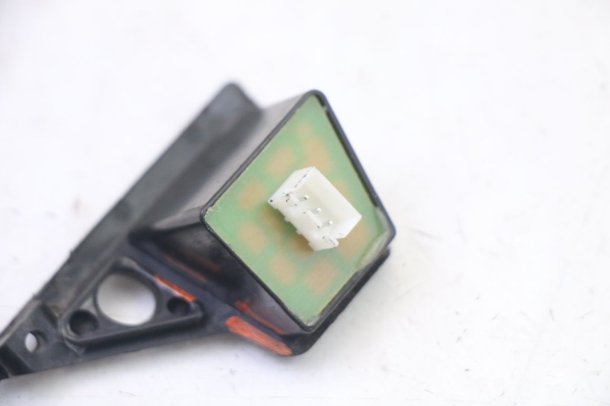 photo de VEILLEUSE HERO S10 1