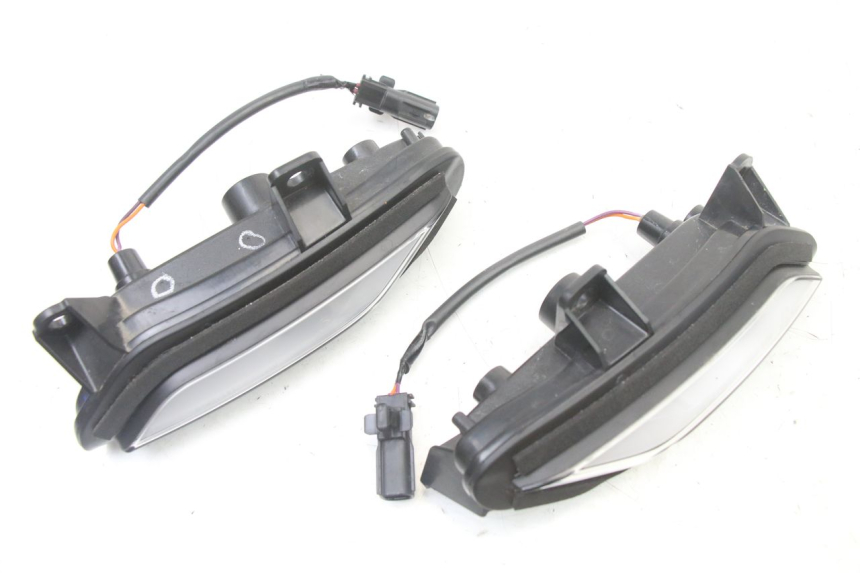 photo de VEILLEUSE YAMAHA TRACER 7 700 (2020 - 2024)