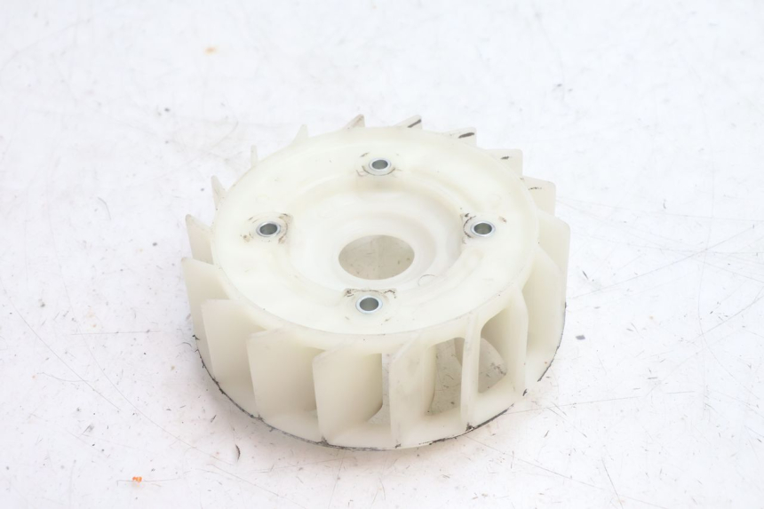 photo de VENTILATEUR YAMAHA BW'S BWS 125 (2010 - 2013) - Autre angle de vue