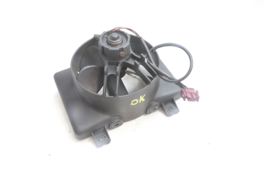 photo de VENTILATEUR BMW C1 125 (2000 - 2003) - Autre angle de vue