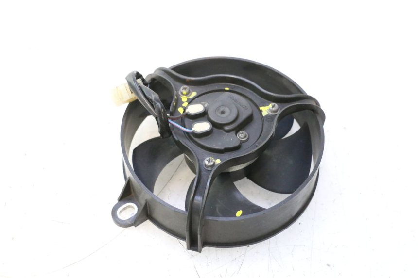 photo de VENTILATEUR CF MOTO E-CHARM 125 (2005 - 2008) - Gros plan technique