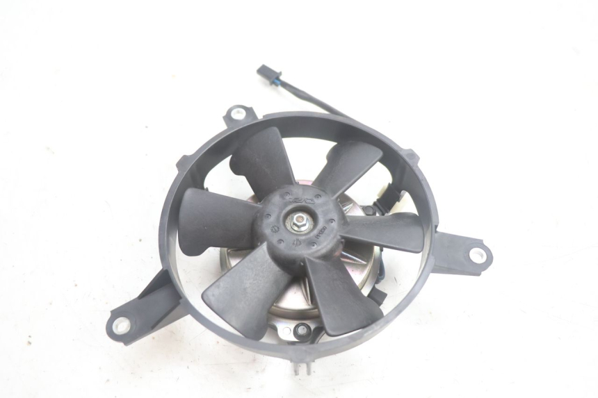 photo de VENTILATEUR HONDA FJS SILVER WING SILVERWING 400 (2005 - 2008) - Vue principale