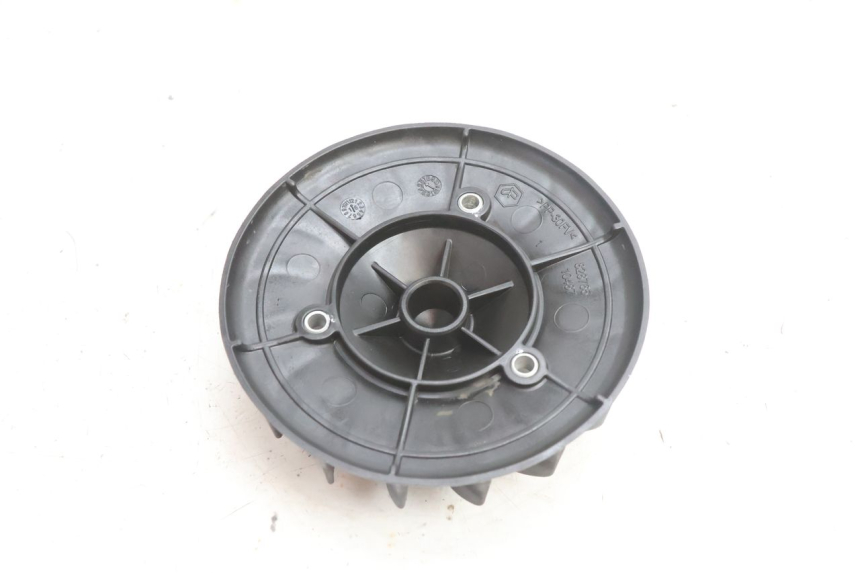 photo de VENTILATEUR PIAGGIO FLY 2T 50 (2004 - 2017) - Zoom état d’usage