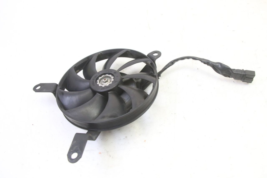 photo de VENTILATEUR YAMAHA FZ6 FAZER S2 600 (2007 - 2011)