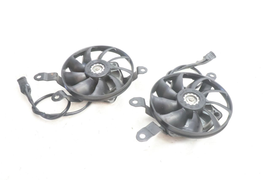 photo de VENTILATEUR YAMAHA FZ8 800 (2010 - 2016) - Vue principale