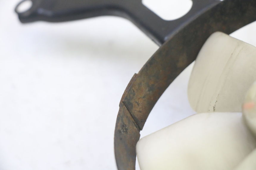 photo de VENTILATEUR KAWASAKI GPX R WARBIRD 600 (1988 - 1993) - Gros plan technique