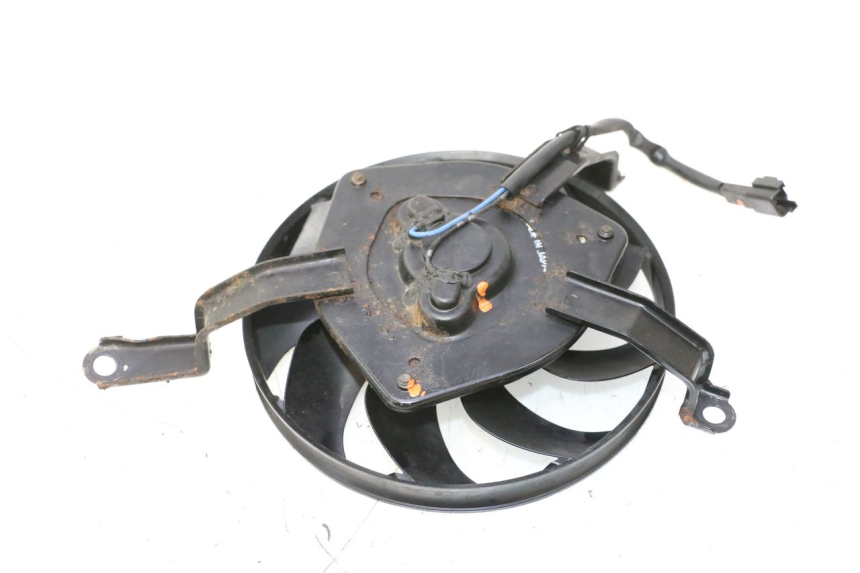 photo de VENTILATEUR SUZUKI GSR 600 (2005 - 2012) - Autre angle de vue