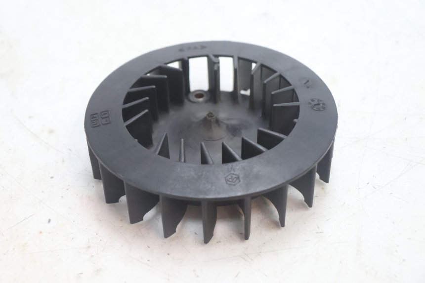 photo de VENTILATEUR PIAGGIO LIBERTY 50 (1998 - 2003) - Zoom état d’usage