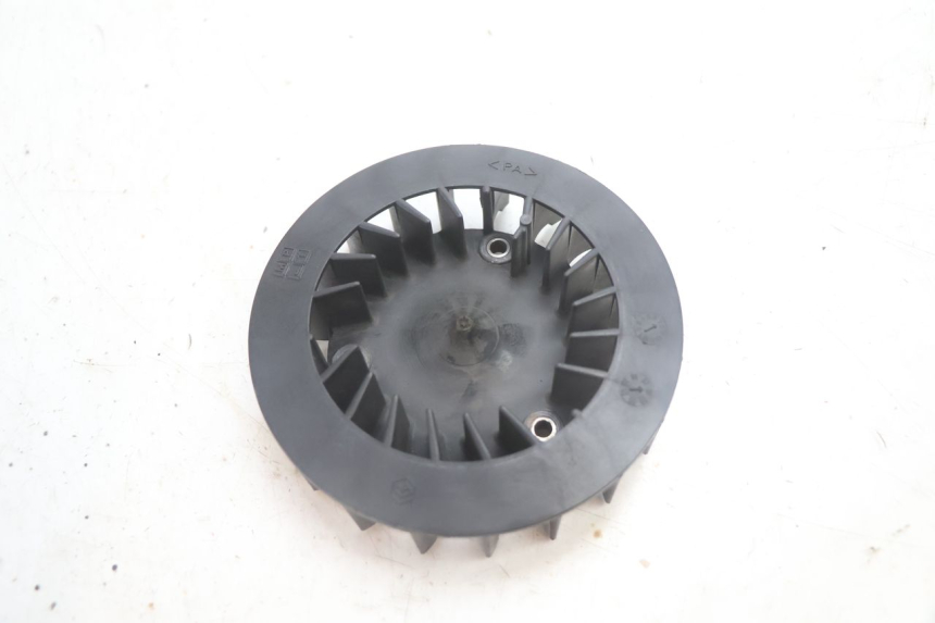 photo de VENTILATEUR PIAGGIO LIBERTY 50 (1998 - 2003) - Autre angle de vue