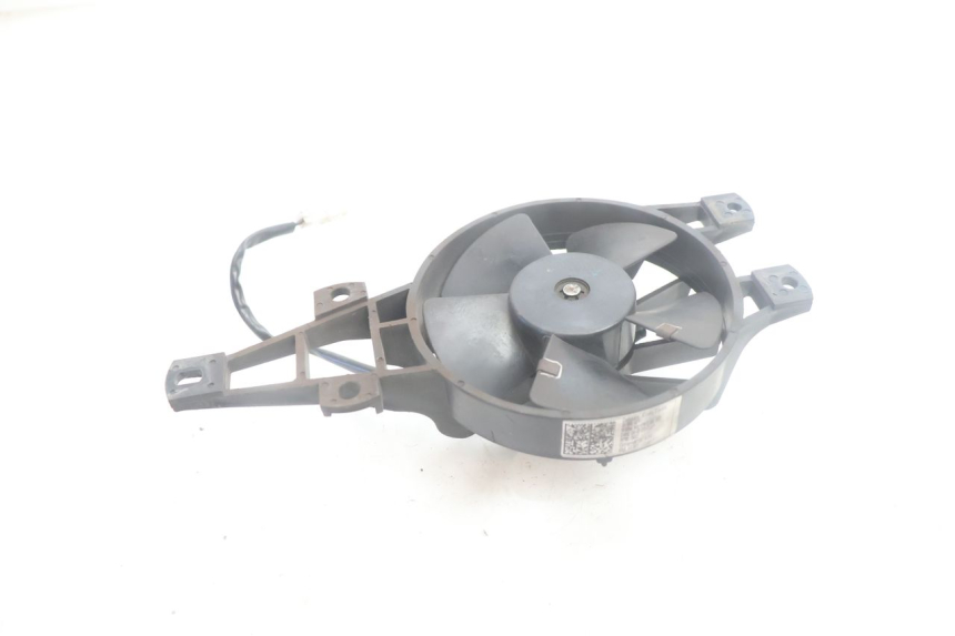 photo de VENTILATEUR PIAGGIO MP3 500 (2016 - 2018) - Détail de la pièce