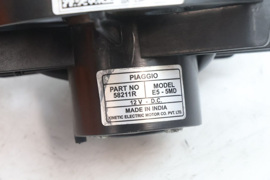 photo de VENTILATEUR PIAGGIO MP3 500 (2016 - 2018) - Points de fixation