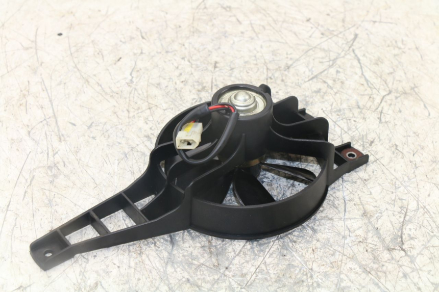 photo de VENTILATEUR PEUGEOT SATELIS 400 (2007 - 2013) - Détail de la pièce