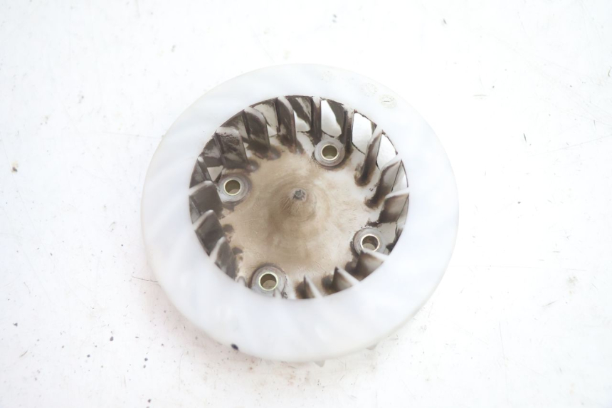 photo de VENTILATEUR KYMCO SUPER 8 2T 50 (2007 - 2013) - Vue principale