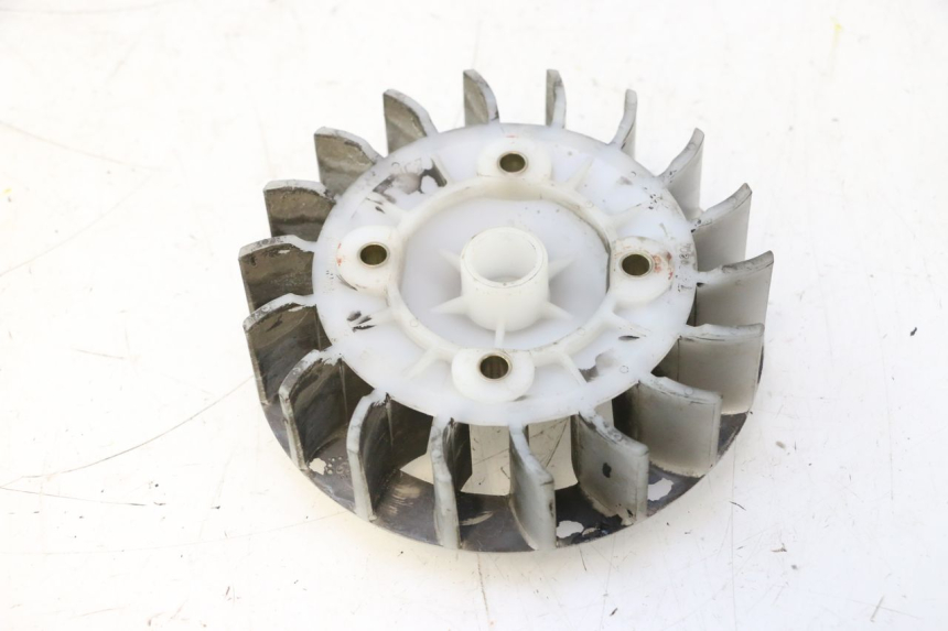 photo de VENTILATEUR PEUGEOT TREKKER 50 (1995 - 2004) - Détail de la pièce