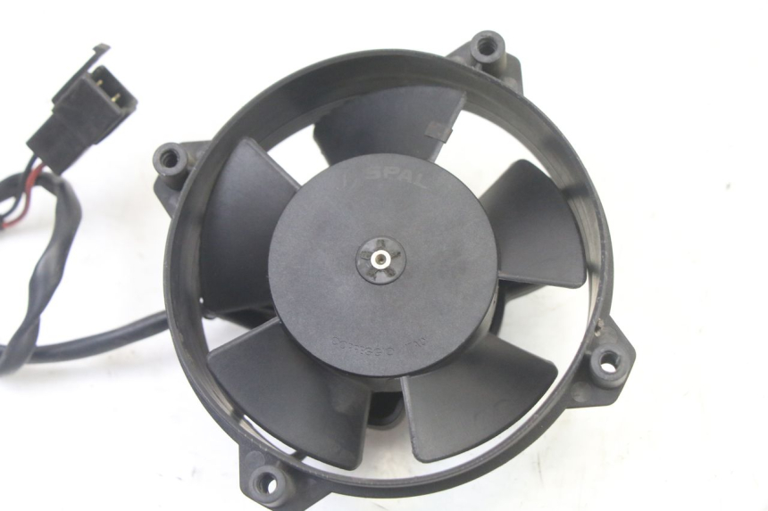 photo de VENTILATEUR SUZUKI UH BURGMAN 125 (2002 - 2006)