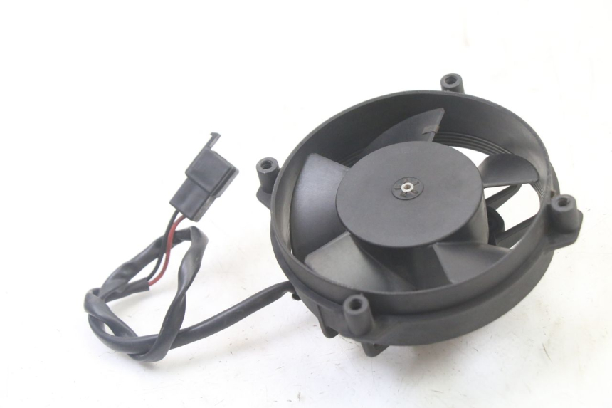 photo de VENTILATEUR SUZUKI UH BURGMAN 125 (2002 - 2006)