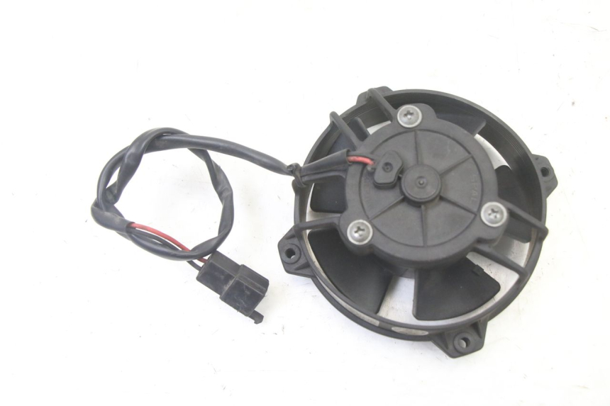 photo de VENTILATEUR SUZUKI UH BURGMAN 125 (2002 - 2006)