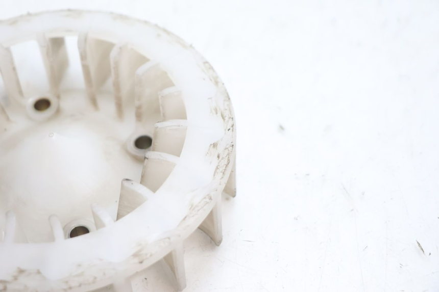 photo de VENTILATEUR PEUGEOT VIVACITY 50 (2004 - 2009) - Gros plan technique
