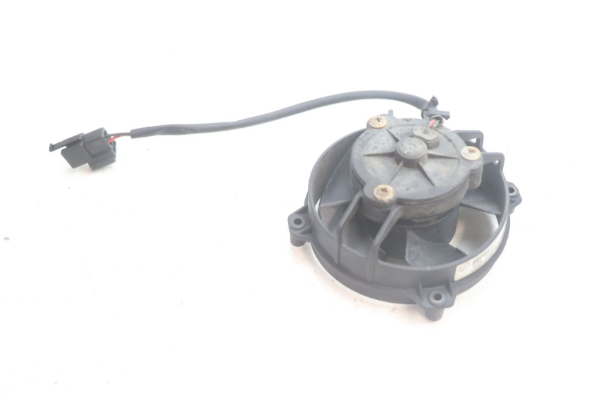 photo de VENTILATEUR YAMAHA XMAX X-MAX 125 (2006 - 2009) - Zoom état d’usage
