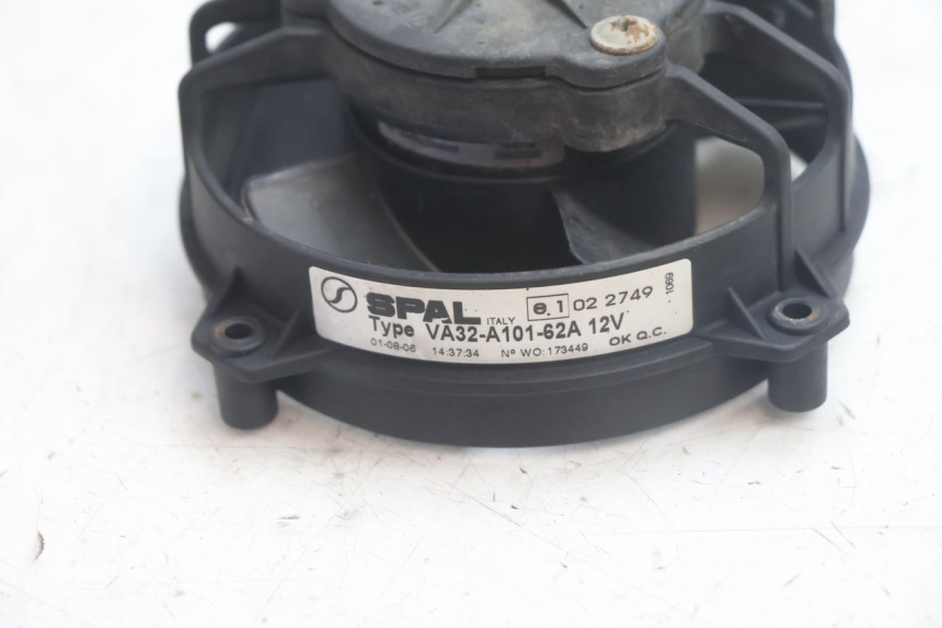 photo de VENTILATEUR YAMAHA XMAX X-MAX 125 (2006 - 2009) - Autre angle de vue
