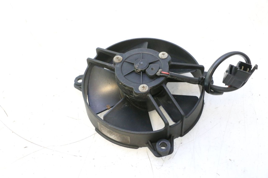 photo de VENTILATEUR YAMAHA X-MAX XMAX 125 (2010 - 2013) - Zoom état d’usage