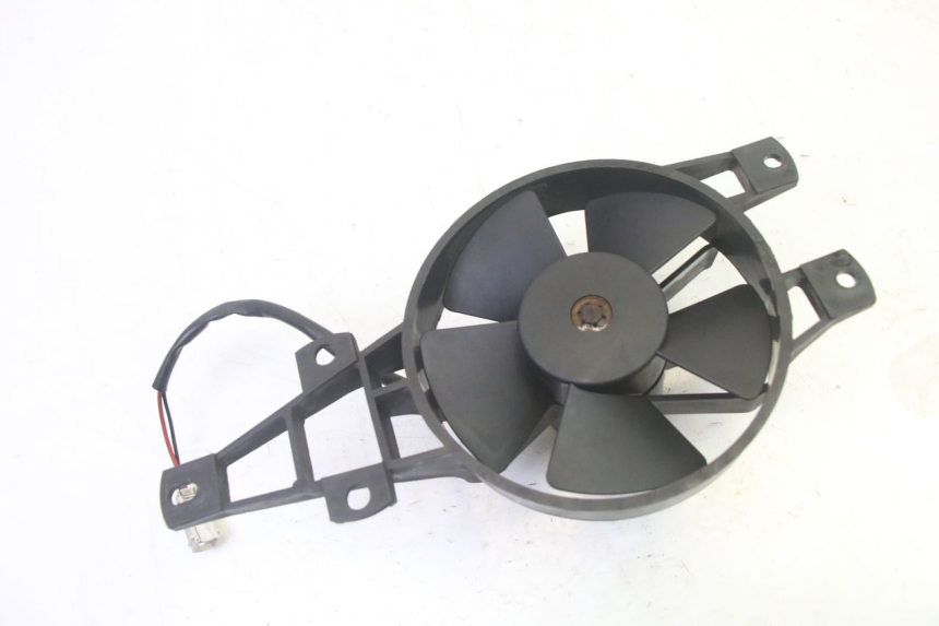 photo de VENTILATEUR PIAGGIO X8 125 (2004 - 2007) - Vue principale