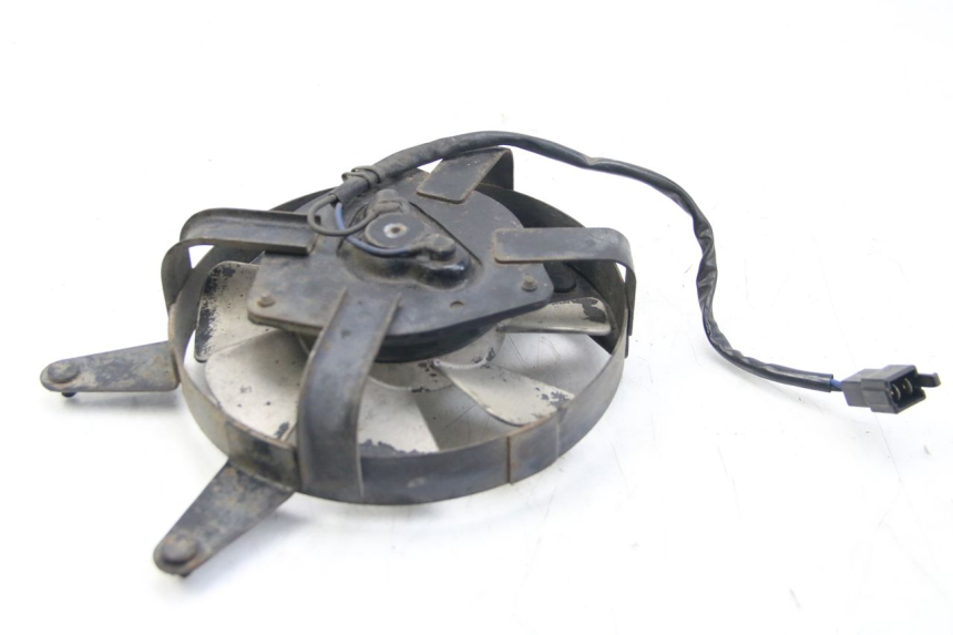 photo de VENTILATEUR YAMAHA FZS FAZER 600 (2001 - 2003)