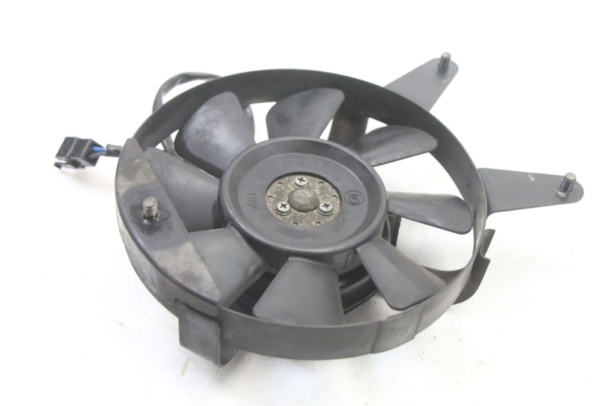 photo de VENTILATEUR YAMAHA FZS FAZER 600 (2001 - 2003)