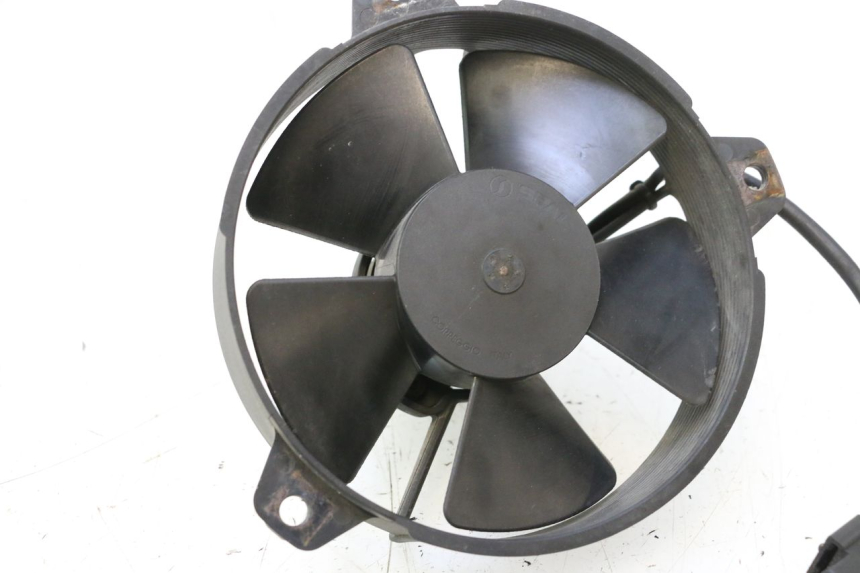photo de VENTILATEUR YAMAHA YP MAJESTY 125 (1998 - 2001) - Détail de la pièce
