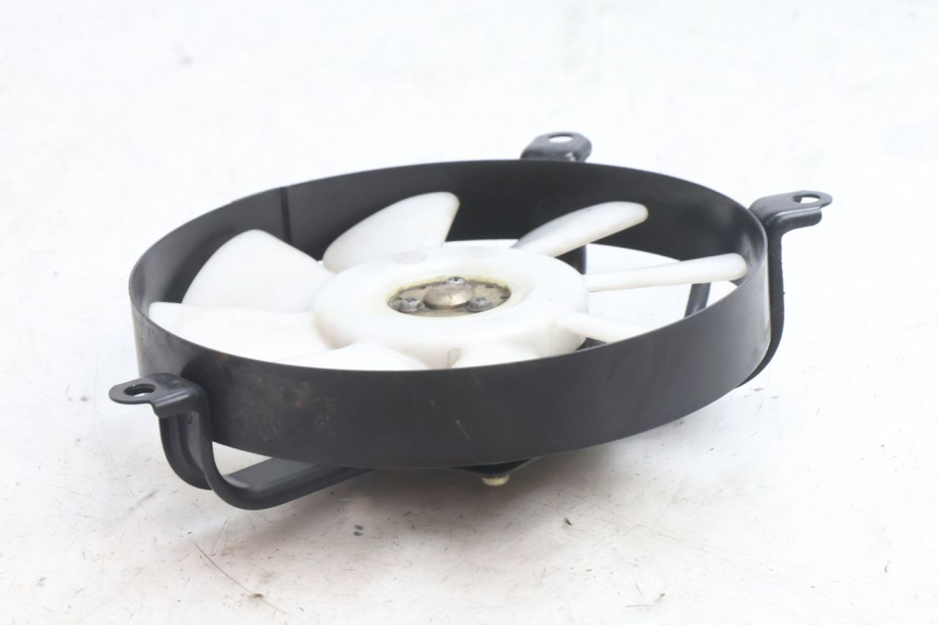 photo de VENTILATEUR KAWASAKI ZZR 600 (1995 - 2004) - Détail de la pièce