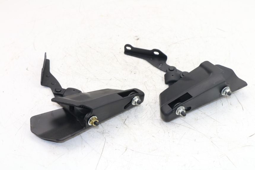 photo de VERIN COFFRE PIAGGIO XEVO - X EVO 125 (2010 - 2015)